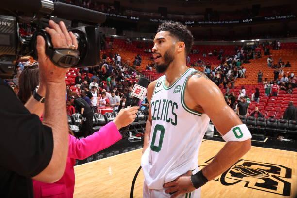 奥纳纳晒出 奥纳纳晒出