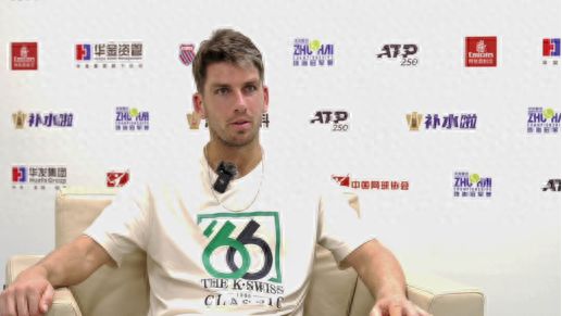 距职业生涯 距职业生涯