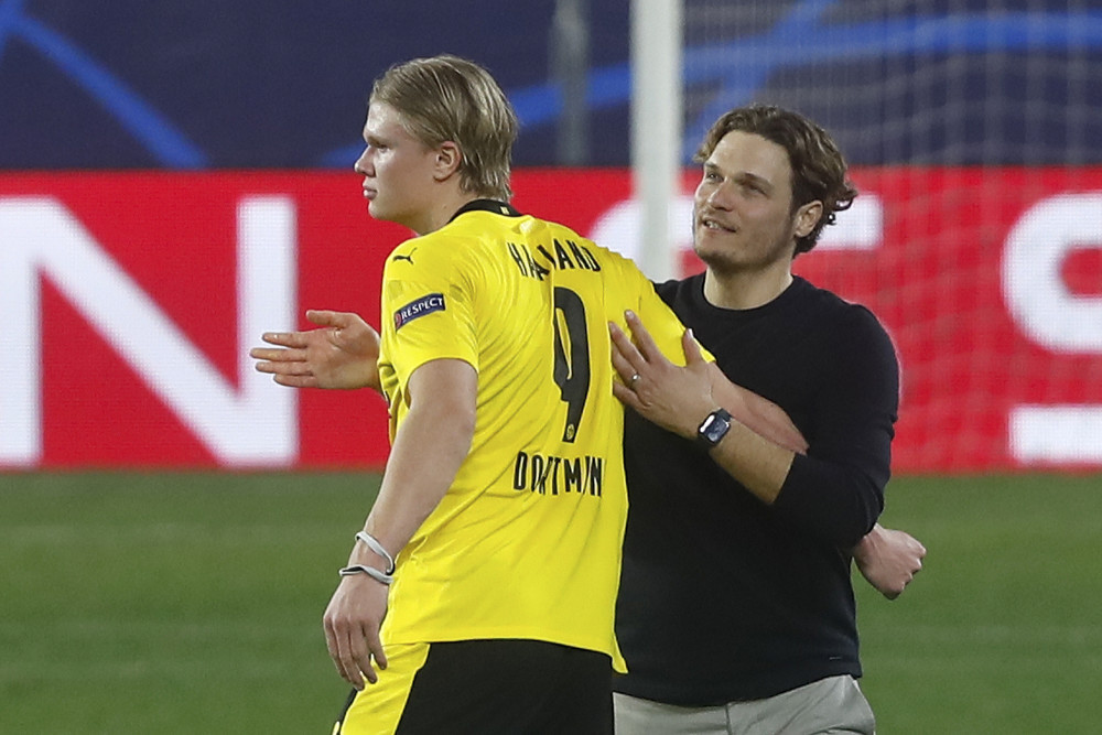 场中重塑品 场中重塑品